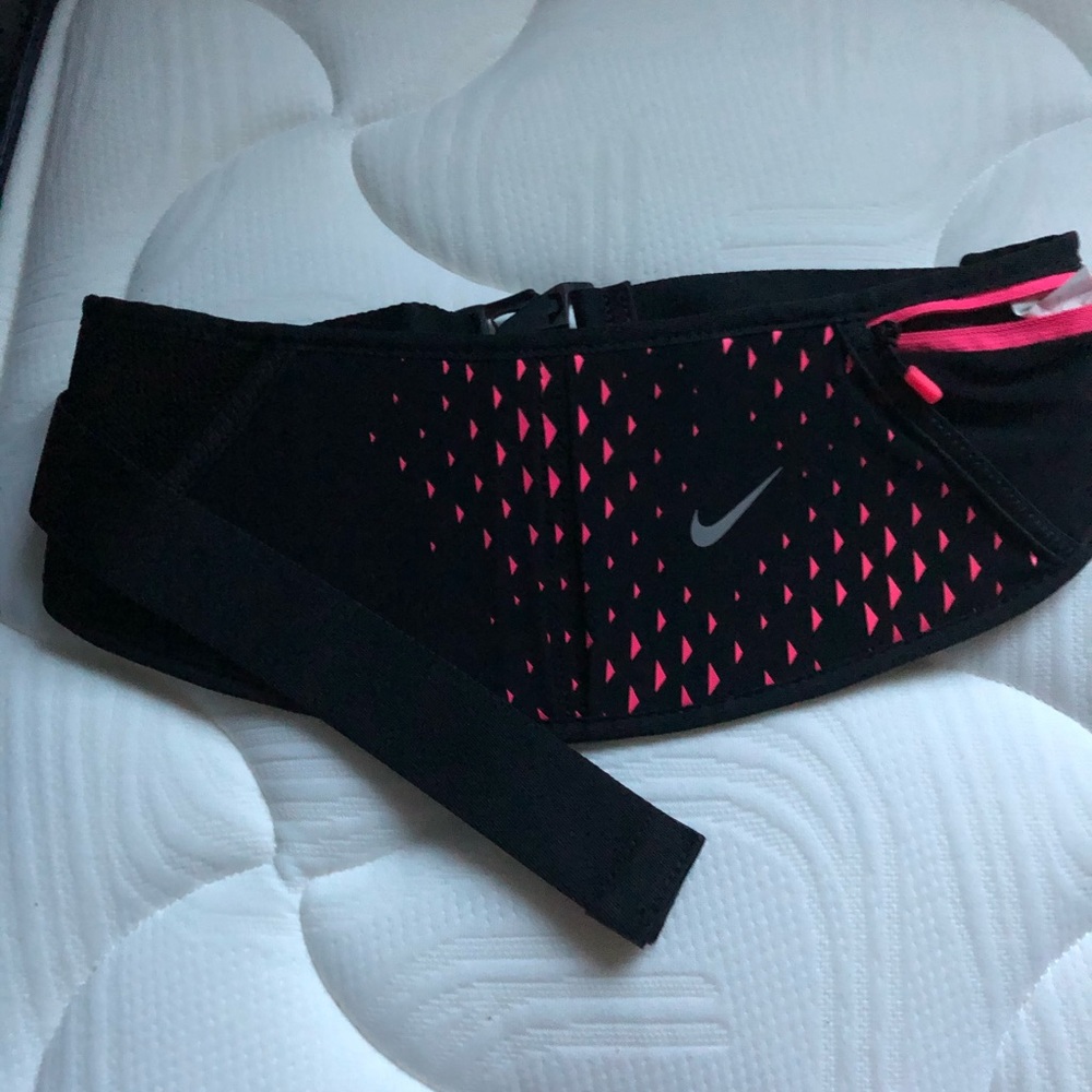 Nike athletic waist band